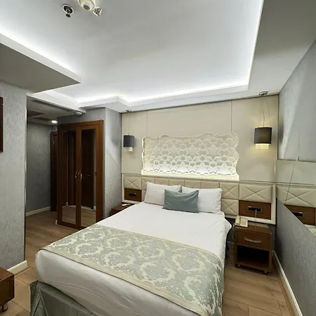 Grand Star Bosphorus & מלון 4*