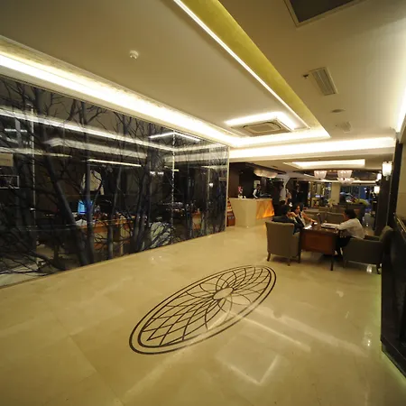 Grand Star Bosphorus & מלון 4*