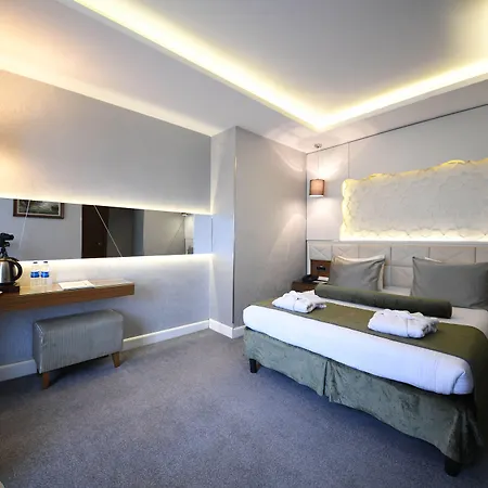 Grand Star Bosphorus & מלון 4*